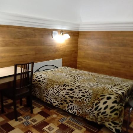 Дерибасовская. Центр Odessa Extérieur photo