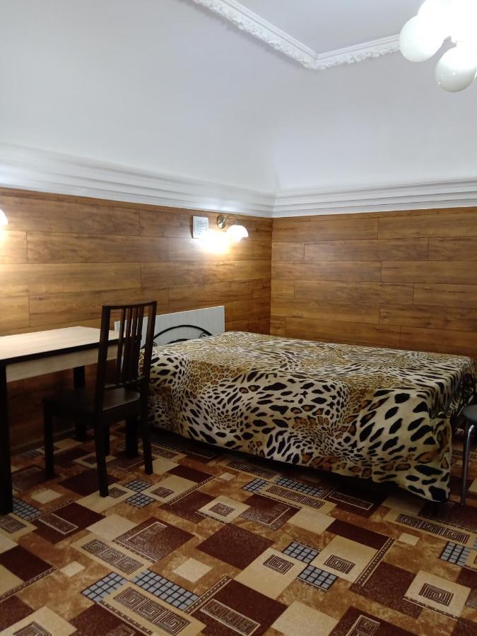 Дерибасовская. Центр Odessa Extérieur photo