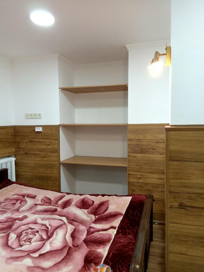 Дерибасовская. Центр Odessa Extérieur photo